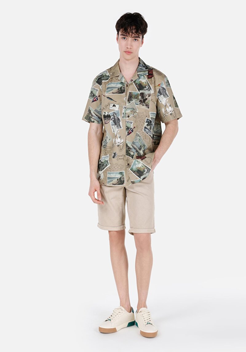 Regular Fit Düğmeli Orta Bel Düz Erkek Bej Şort