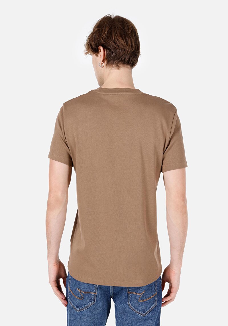 Regular Fit Yuvarlak Yaka Düz Erkek Kahverengi Kısa Kol Tişört