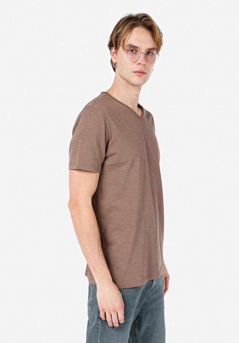 Regular Fit V Yaka Düz Erkek Kahverengi Kısa Kol Tişört