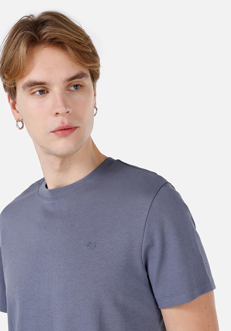 Regular Fit Yuvarlak Yaka Düz Örme Erkek Mavi Kısa Kol Tişört