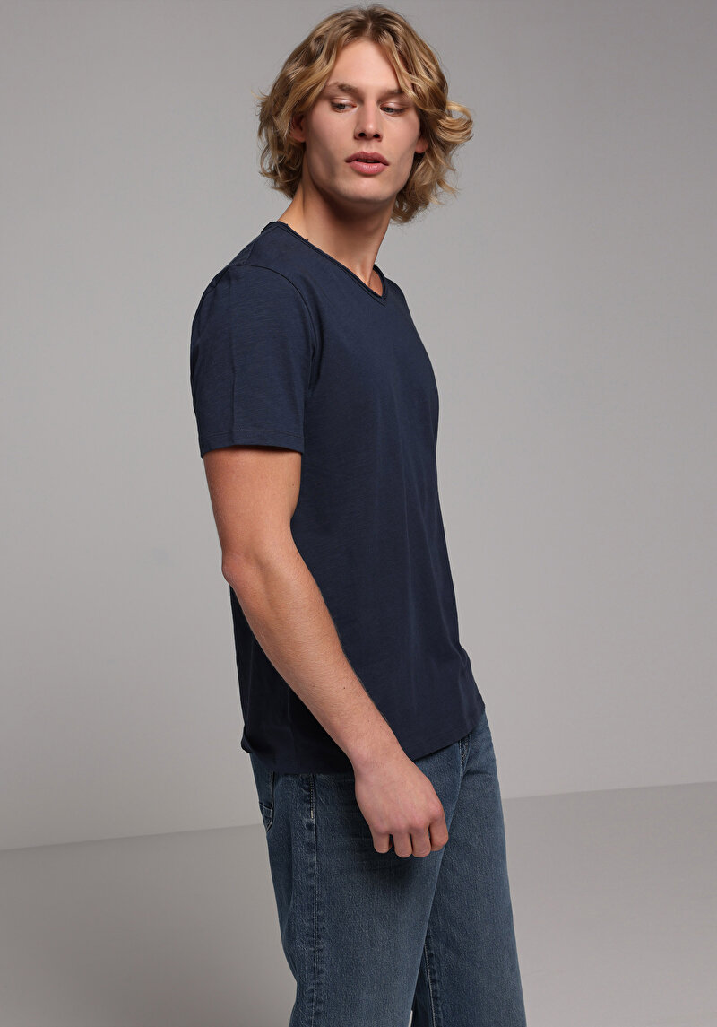 Regular Fit V Yaka Düz Erkek Lacivert Kısa Kol Tişört