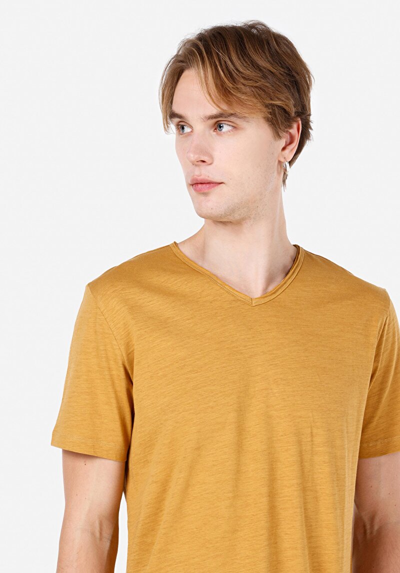 Regular Fit V Yaka Düz Erkek Sari Kısa Kol Tişört