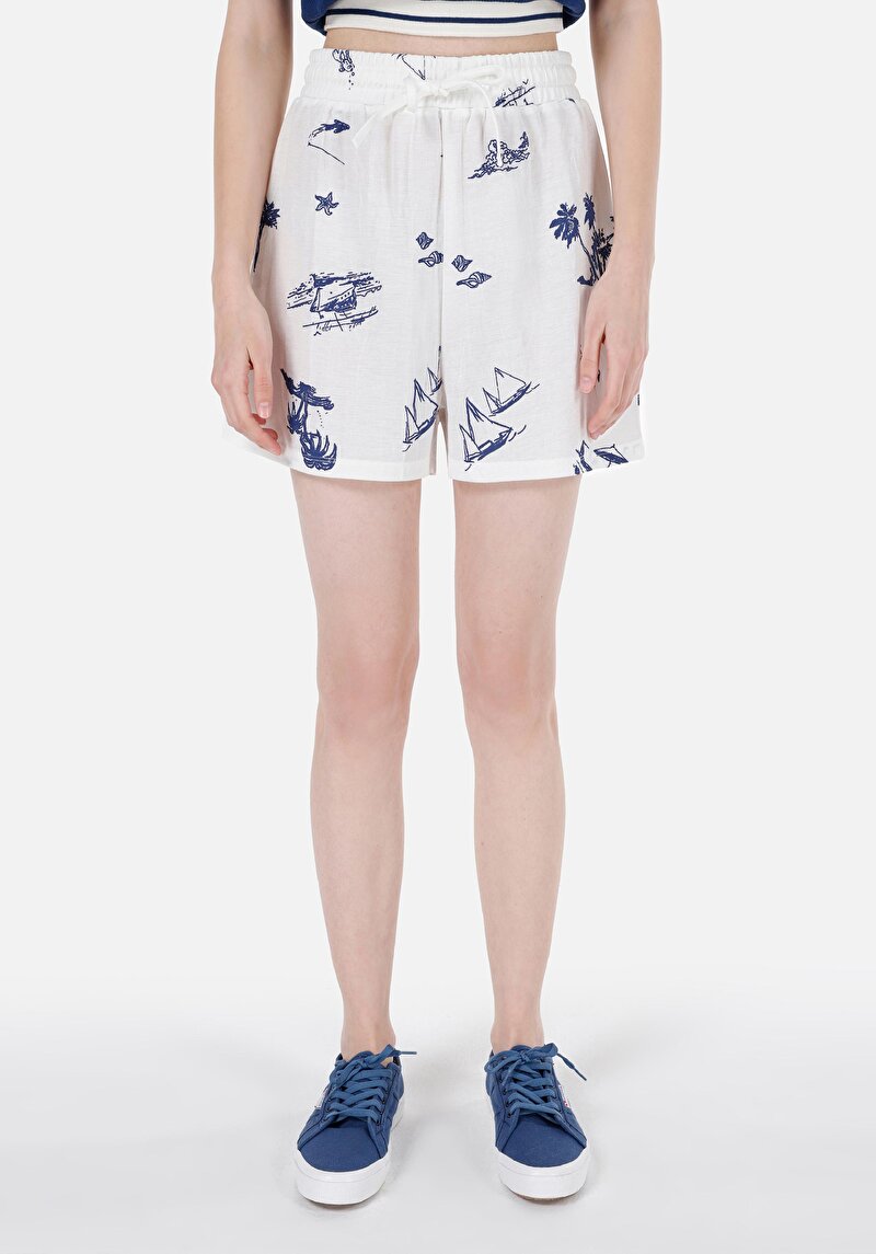 Regular Fit Orta Bel Kadın Beyaz Şort