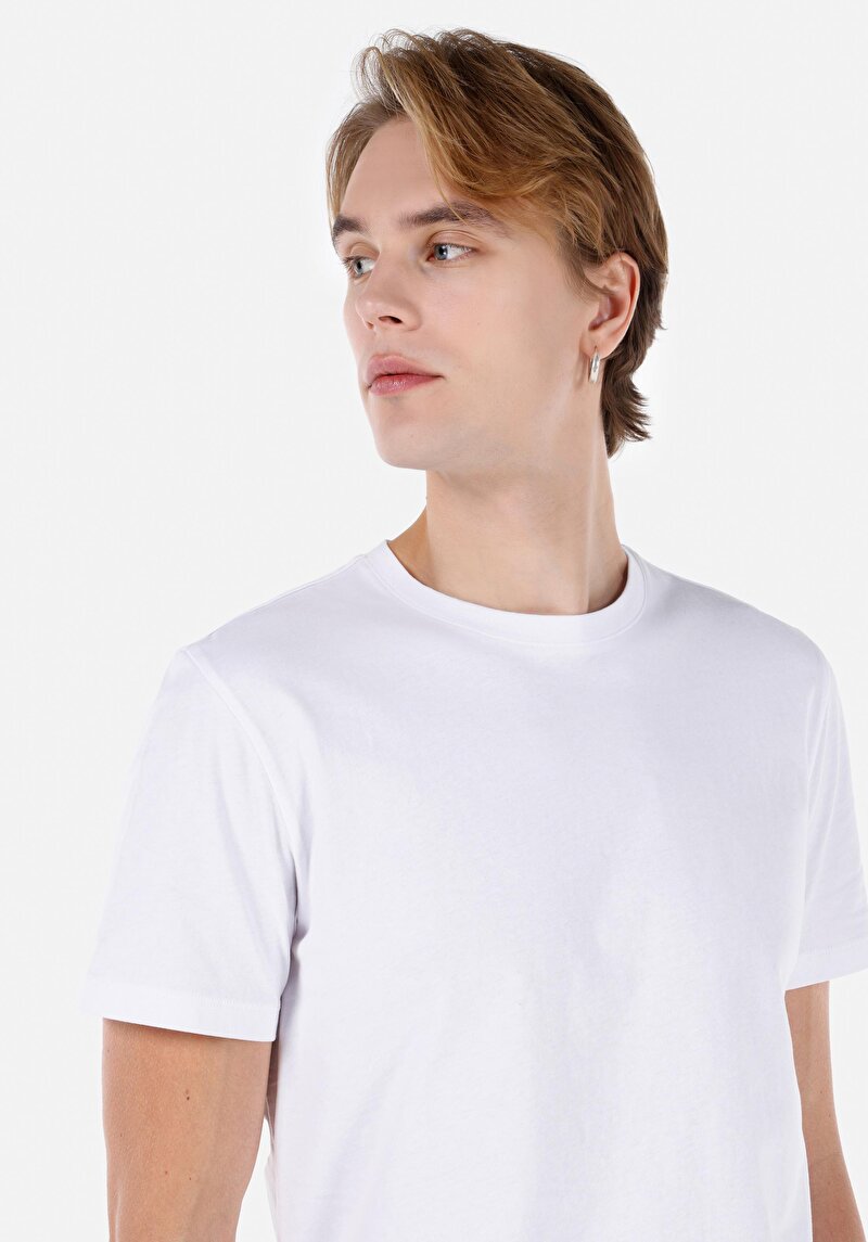 Regular Fit Yuvarlak Yaka Düz Erkek Beyaz Kısa Kol Tişört