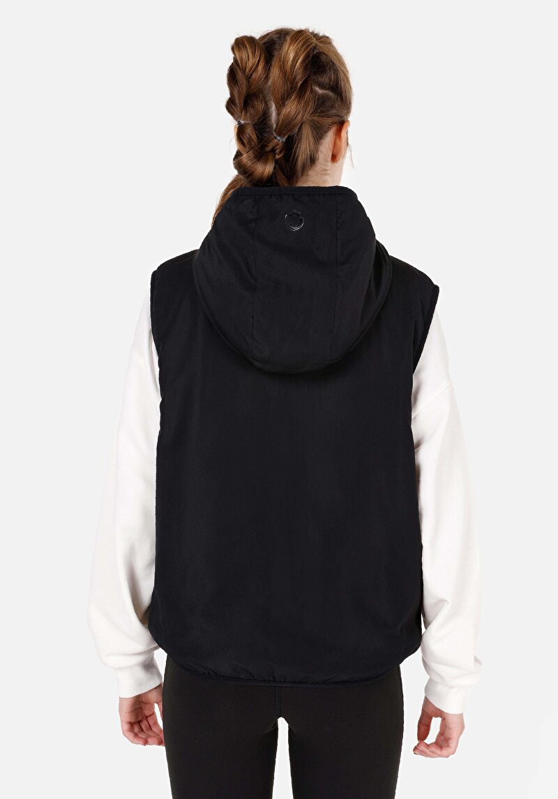 Regular Fit Kapüşonlu Fermuarlı Kadın Siyah Yelek