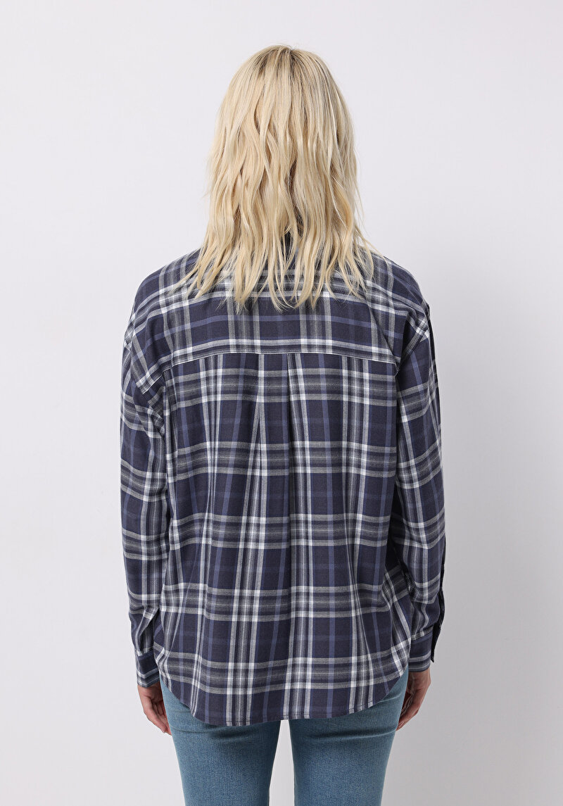 Relax Fit Shirt Neck Ekoseli Kadın Lacivert Uzun Kol Gömlek