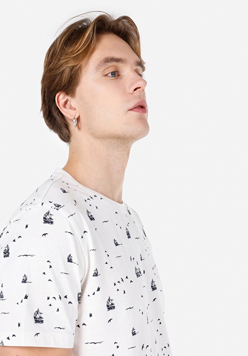 Regular Fit Yuvarlak Yaka Baskılı Erkek Beyaz Kısa Kol Tişört