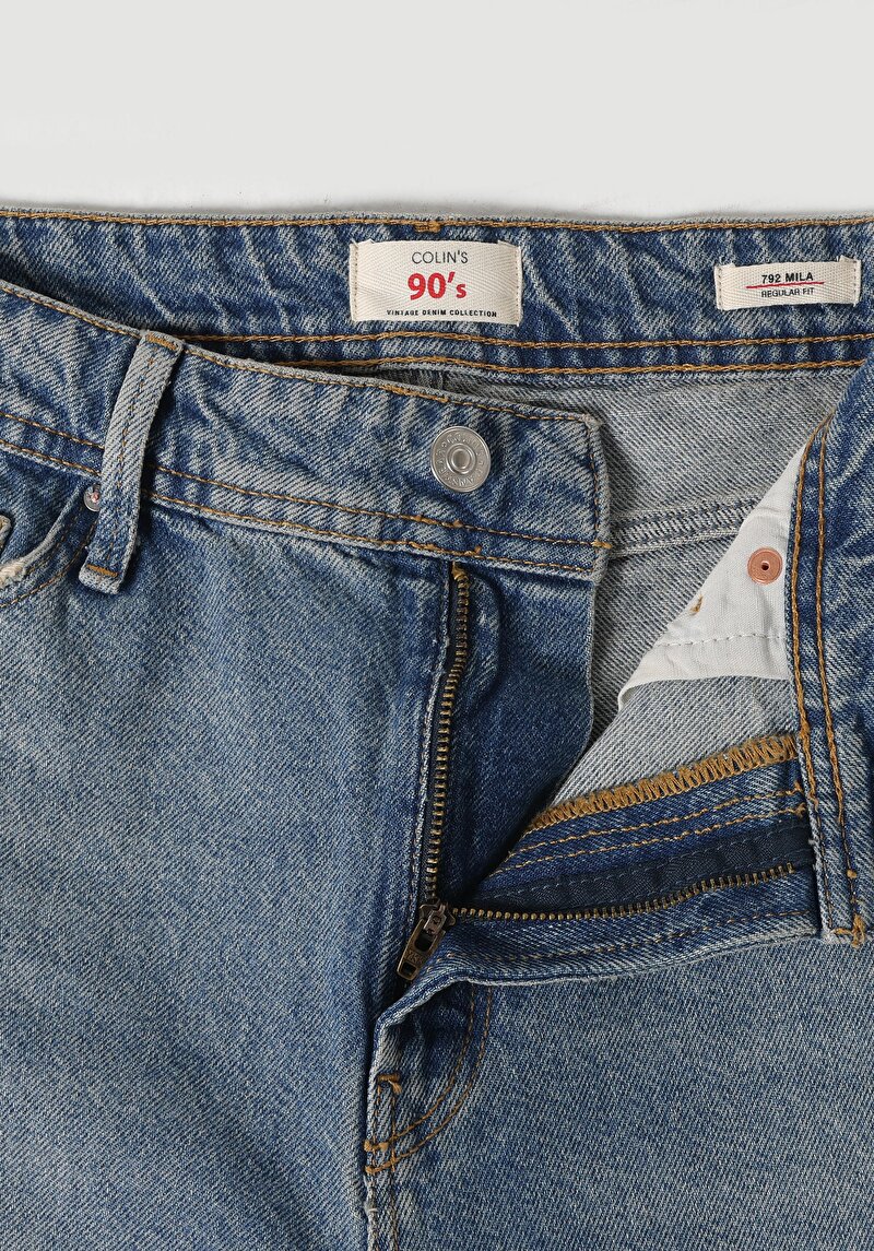 Regular Fit Orta Bel Slim Straight Leg Kadın İndigo Jean Pantolon