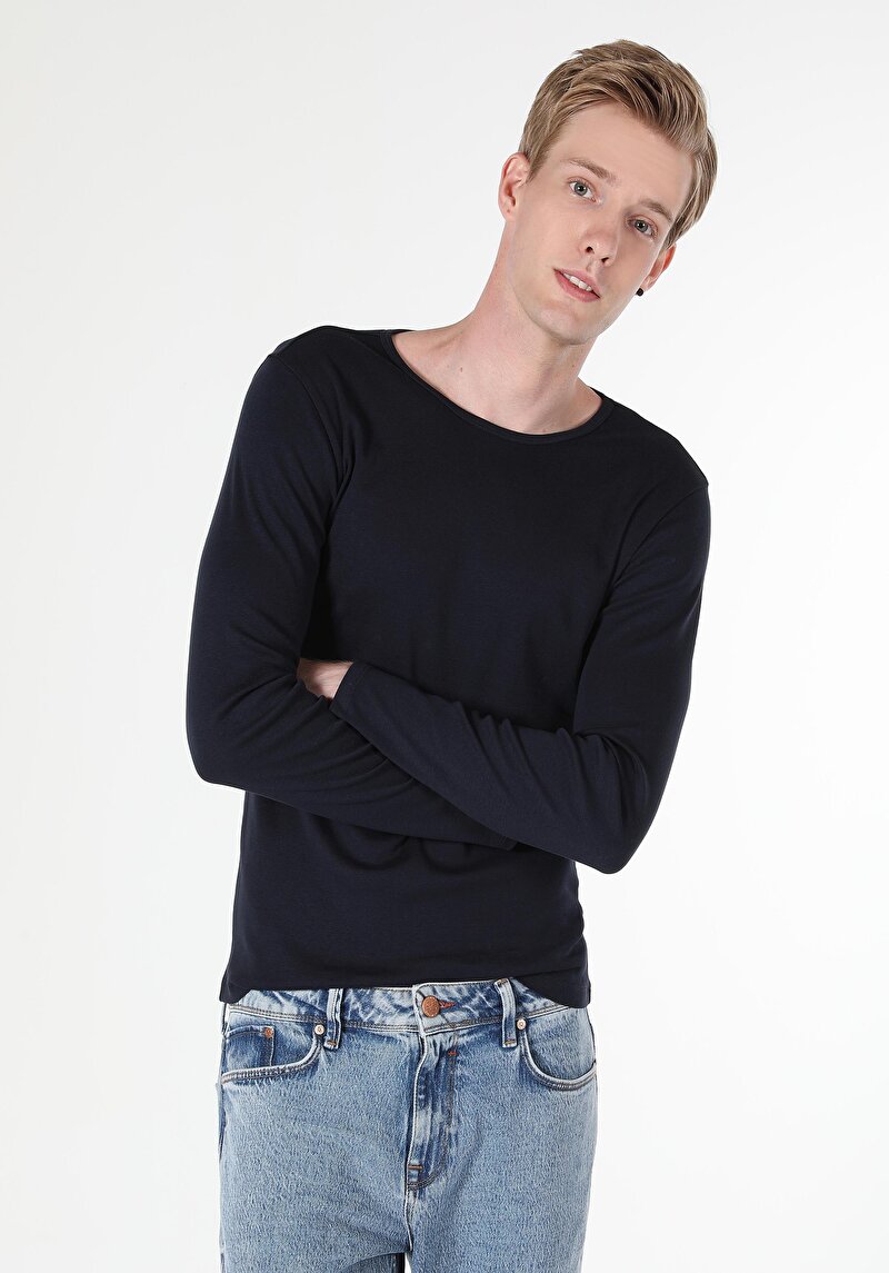 Slim Fit Yuvarlak Yaka Düz Erkek Lacivert Uzun Kol Tişört
