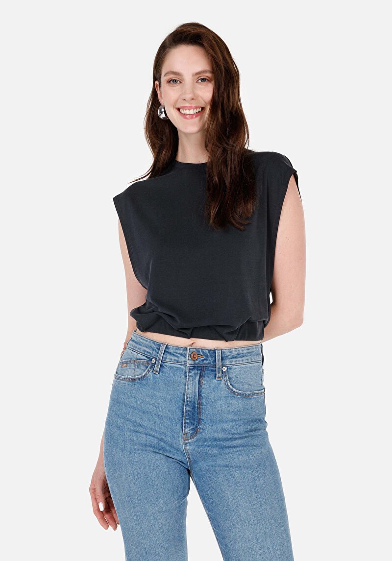 Regular Fit Yuvarlak Yaka Kadın Antrasit Kolsuz Tişört