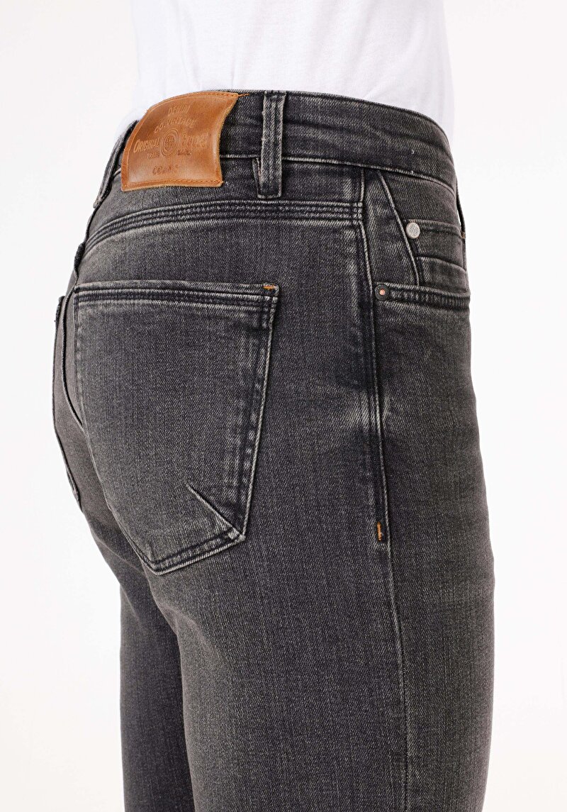 Slim Fit Düşük Bel Dar Paça Erkek Siyah Jean Pantolon