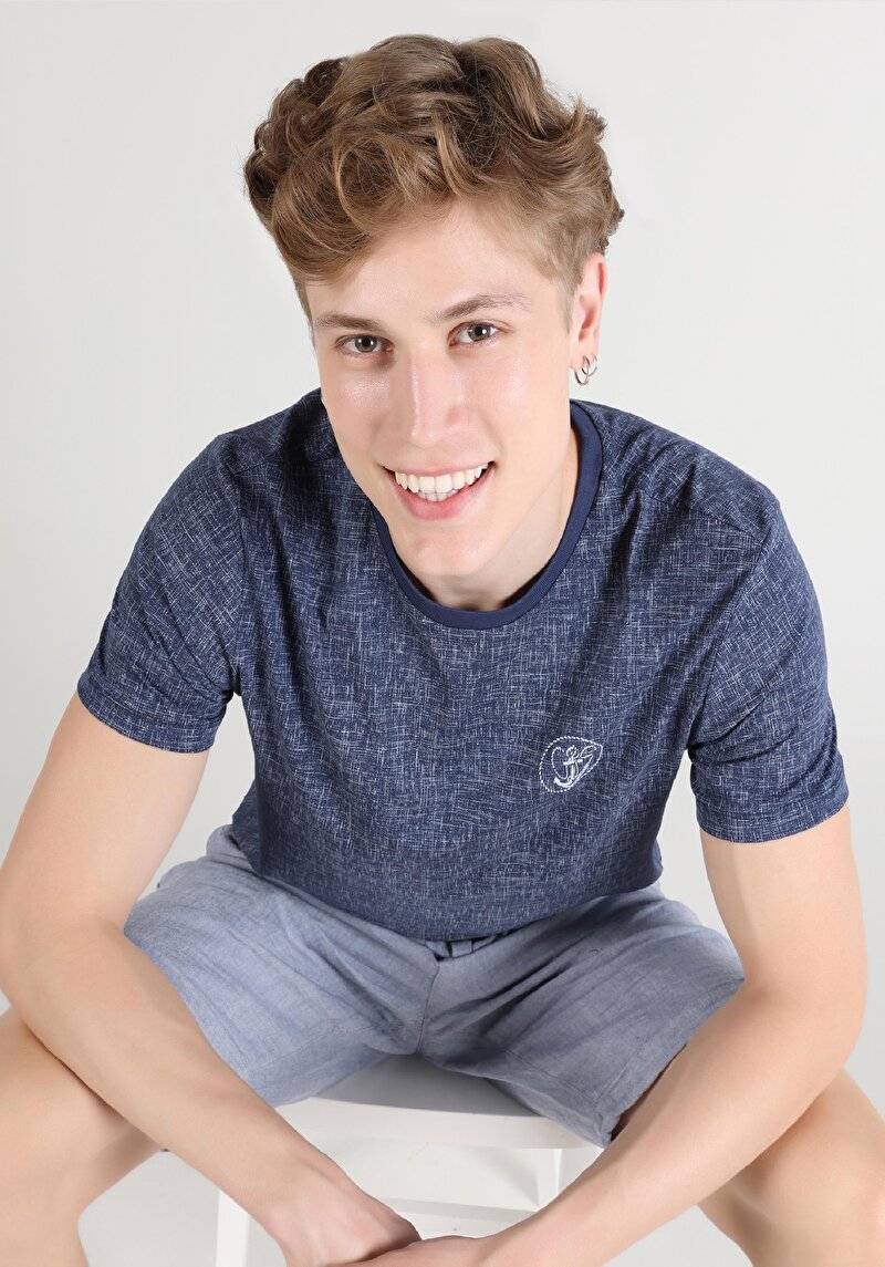 Regular Fit Yuvarlak Yaka Baskılı Erkek Lacivert Kısa Kol Tişört