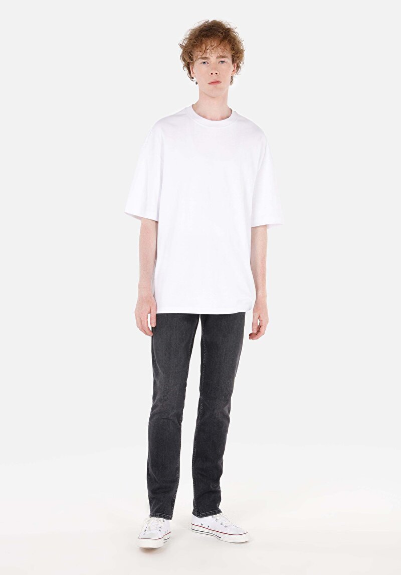 Straight Fit Düşük Bel Düz Paça Erkek Siyah Jean Pantolon