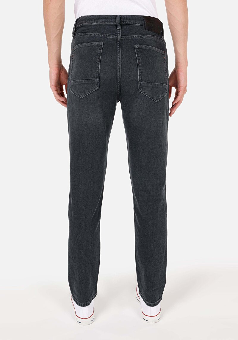 Regular Fit Orta Bel Daralan Paça Erkek Koyu İndigo Jean Pantolon