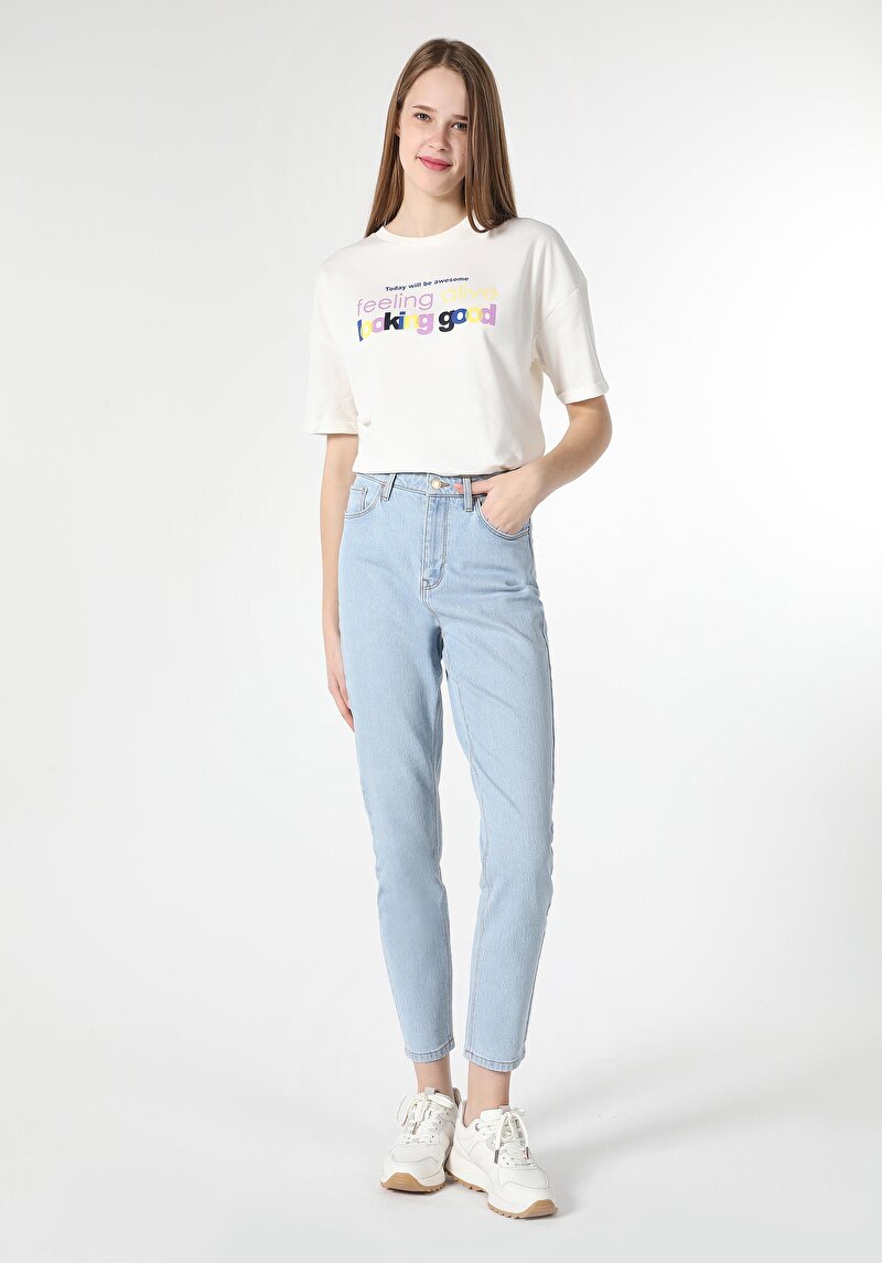 Mom Fit Yüksek Bel Daralan Paça Kadın İndigo Jean Pantolon