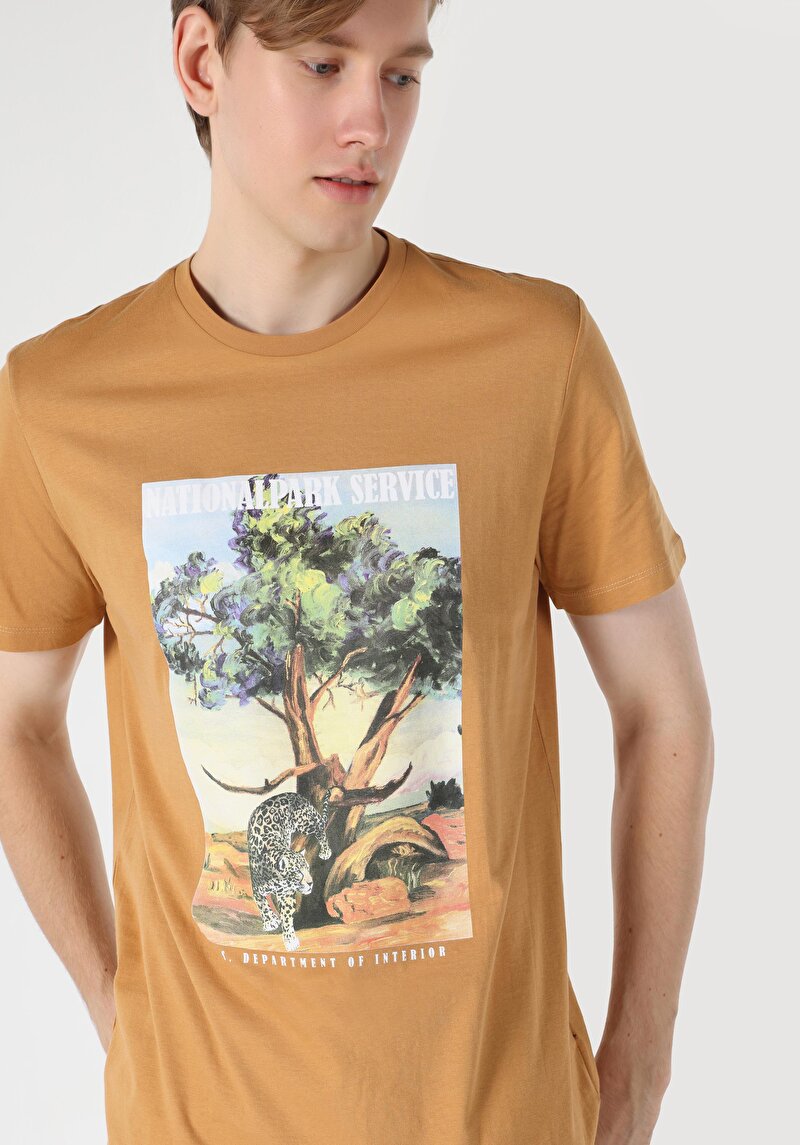 Regular Fit Yuvarlak Yaka Erkek Kahverengi Kısa Kol Tişört