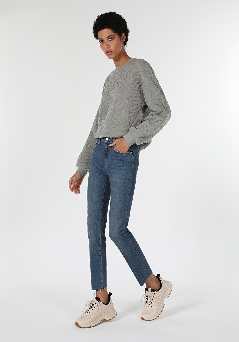 Slim Fit Orta Bel Düz Paça Kadın Denim Jean Pantolon