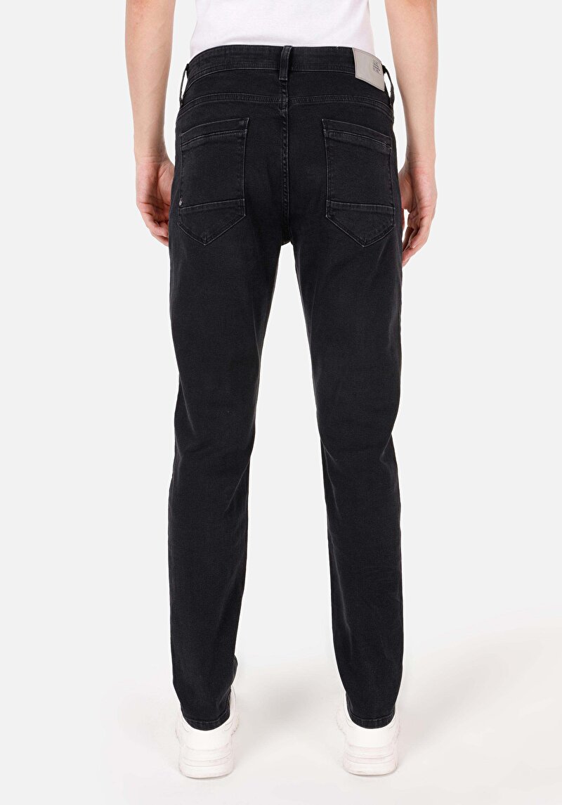 Regular Fit Orta Bel Daralan Paça Erkek Siyah Jean Pantolon