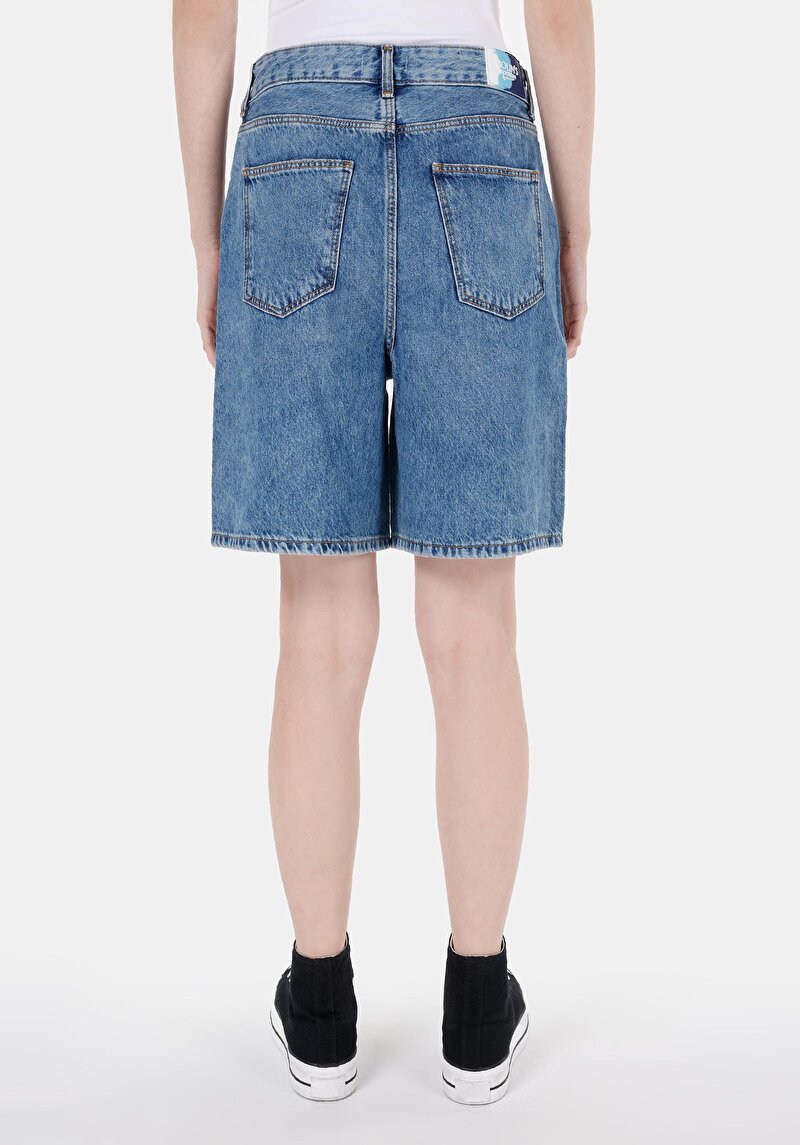 Regular Fit Yüksek Bel Orta Paça Kadın Denim Jean Şort