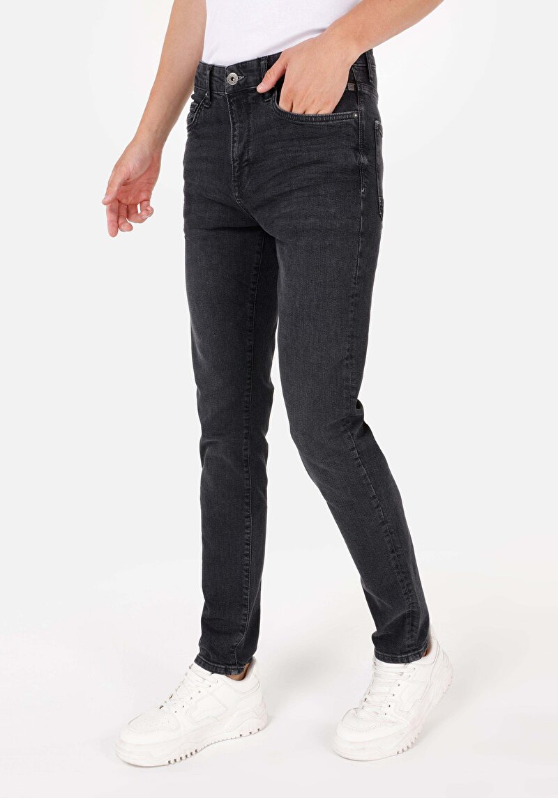 Skinny Fit Yüksel Bel Dar Paça Erkek Siyah Jean Pantolon
