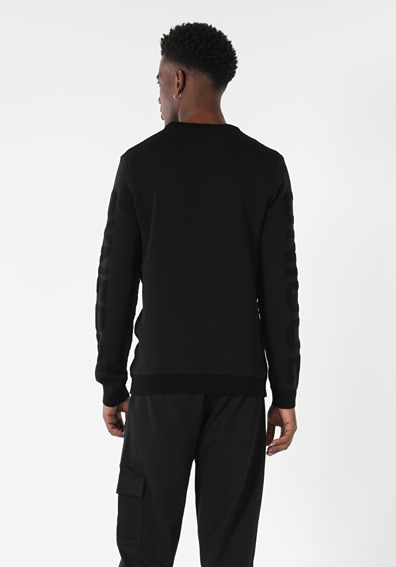 Regular Fit Yuvarlak Yaka Jakarlı Erkek Siyah Triko Kazak