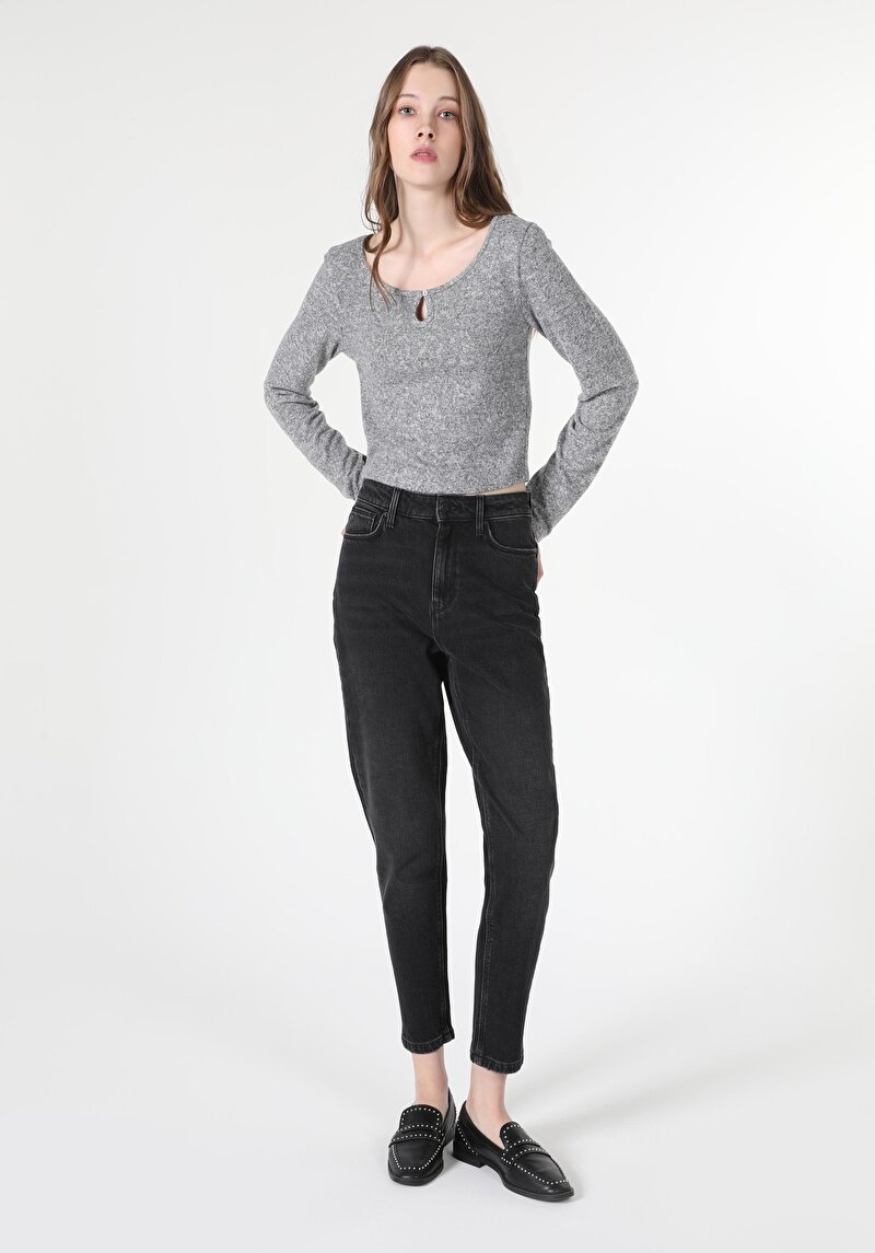 Mom Fit Yüksek Bel Daralan Paça Kadın Denim Jean Pantolon