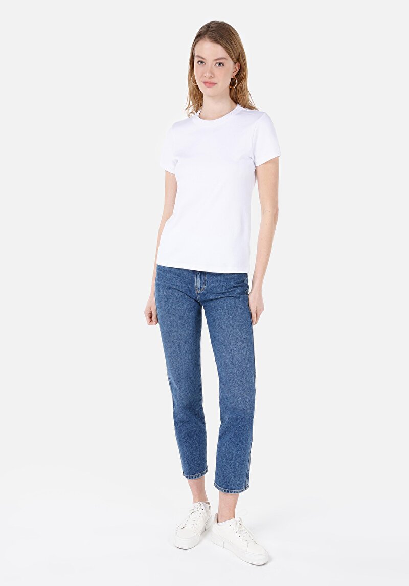Slim Fit Yuvarlak Yaka Düz Kadın Beyaz Kısa Kol Tişört