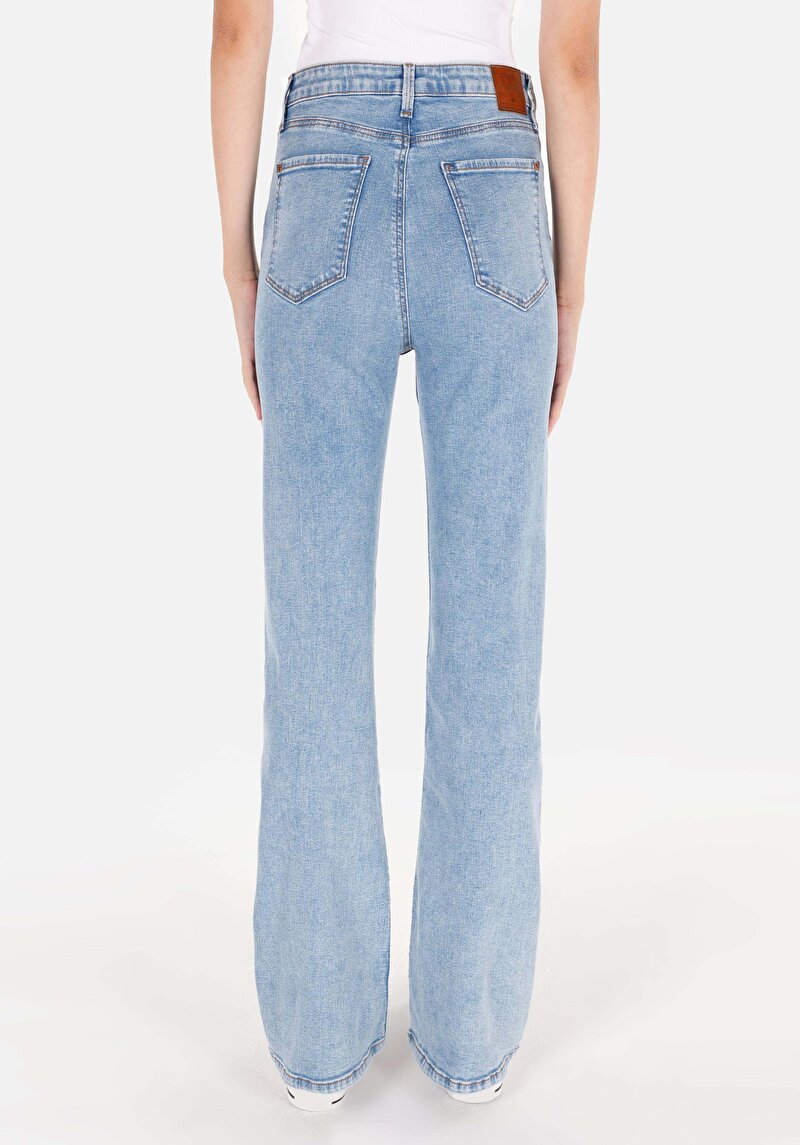 Regular Fit Kadın İndigo Cepli Denim Jean Pantolon