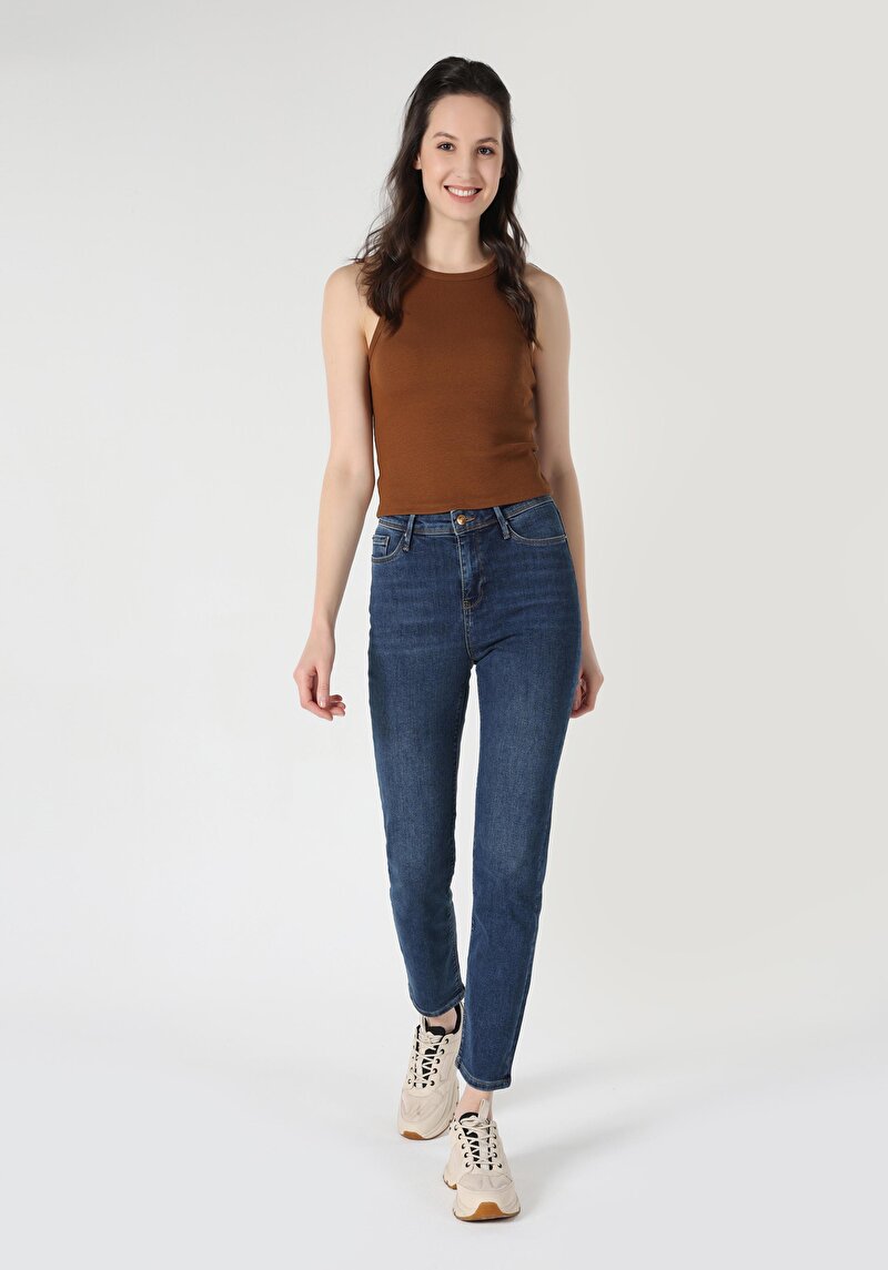 Slim Fit Orta Bel Düz Paça Kadın Denim Jean Pantolon