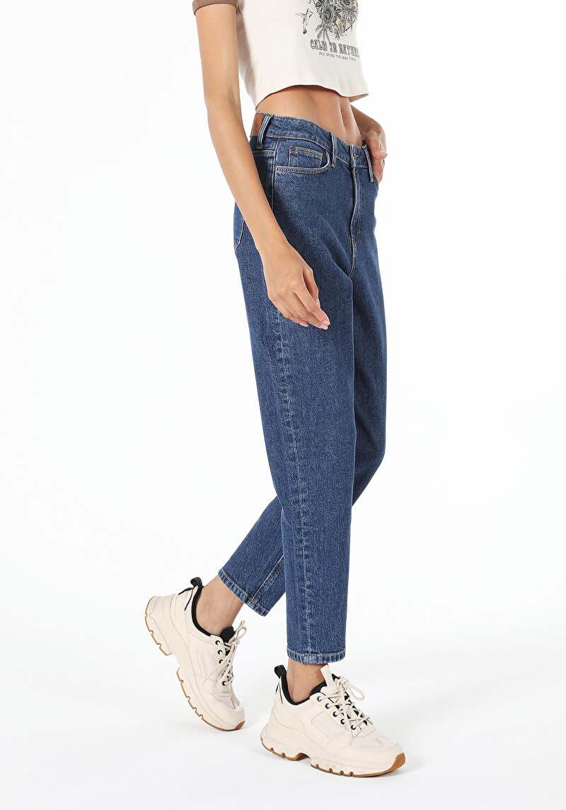 896  Marıa Mom Fit Yüksel Bel Daralan Paça Kadın Mavi Jean Pantolon Cl1060570