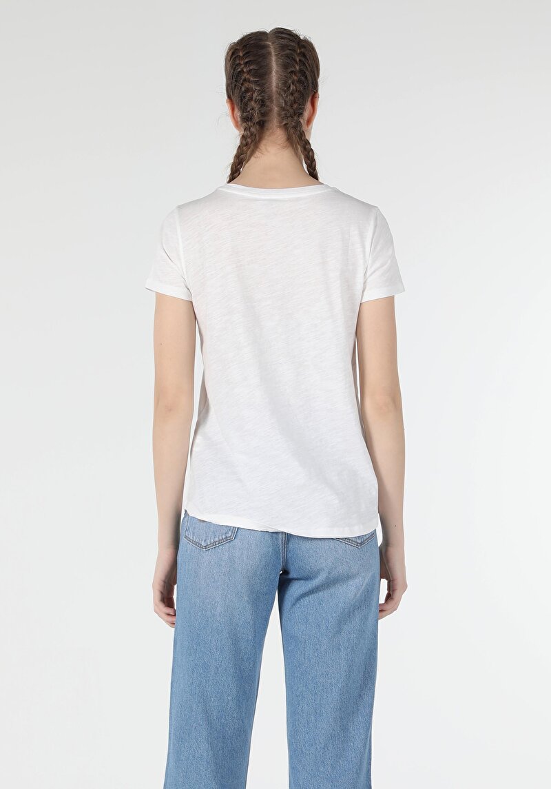 Regular Fit Yuvarlak Yaka Kadın Beyaz Kısa Kol Tişört