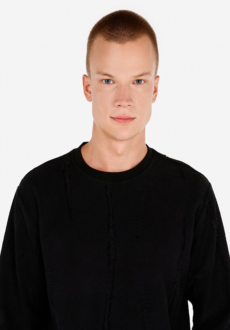 Regular Fit Yuvarlak Yaka Düz Cepsiz Erkek Siyah Uzun Kol Tişört