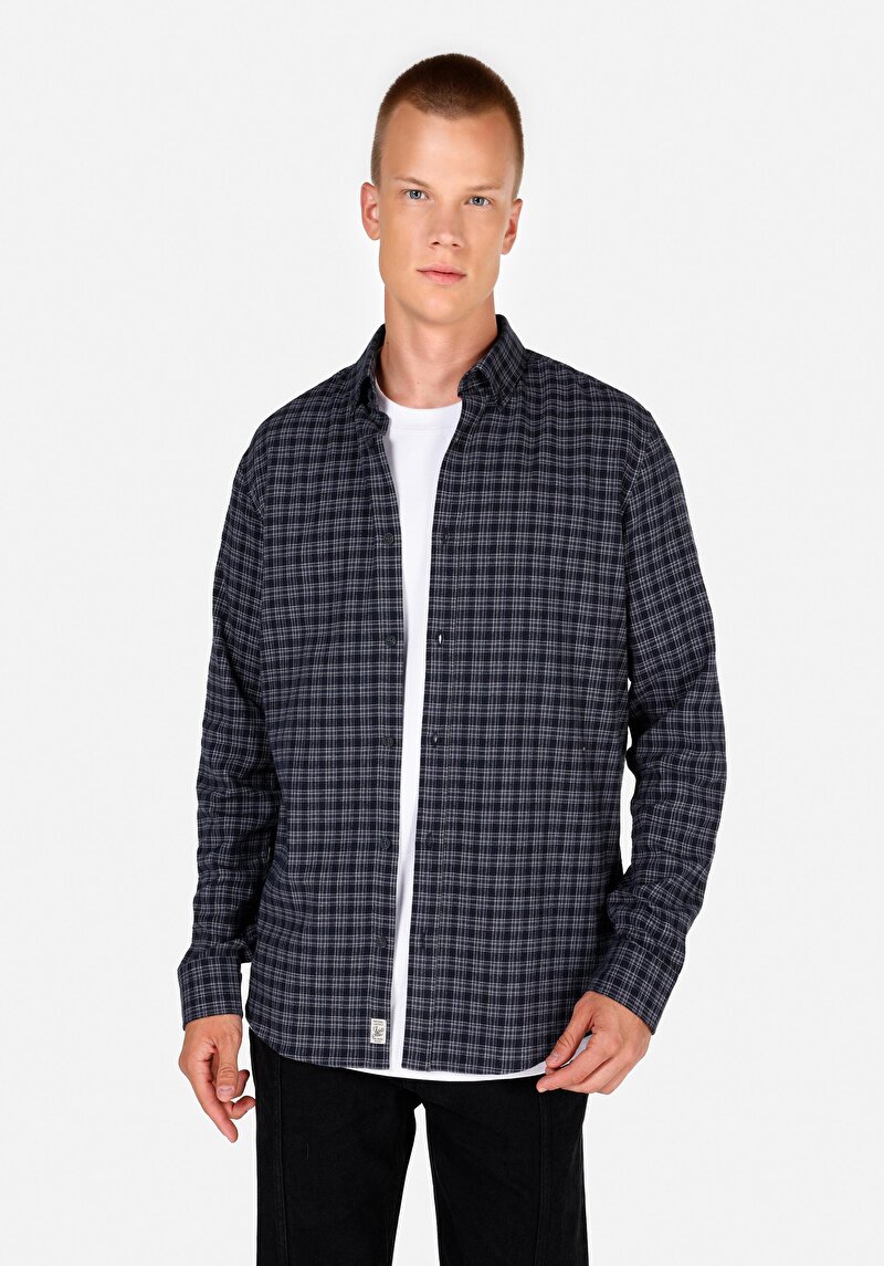 Regular Fit Pamuklu Cepsiz Shirt Neck Ekoseli Erkek Lacivert Uzun Kol Gömlek