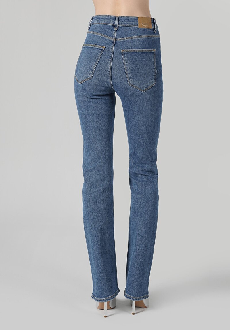 Flare Fit Yüksel Bel Ispanyol Paça Kadın İndigo Jean Pantolon