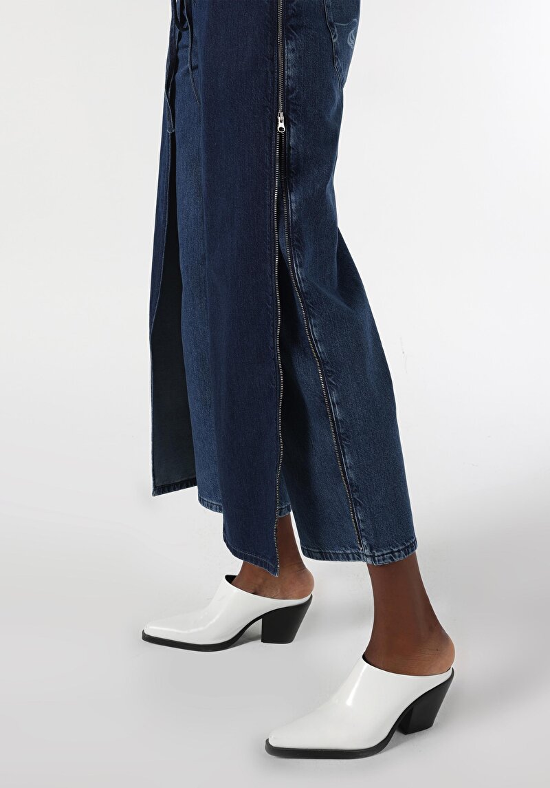 Regular Fit Orta Bel Düz Paça Kadın İndigo Jean Pantolon