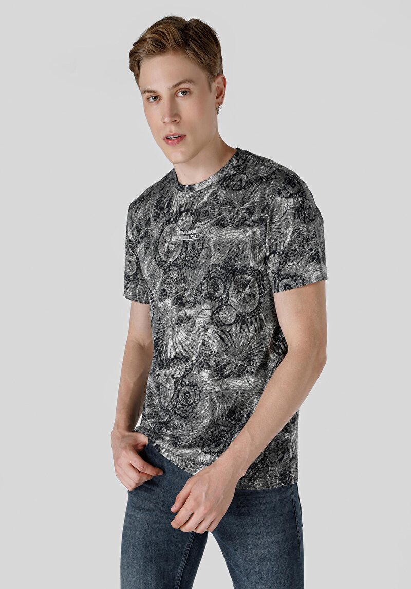 Regular Fit Yuvarlak Yaka Erkek Gri Kısa Kol Tişört