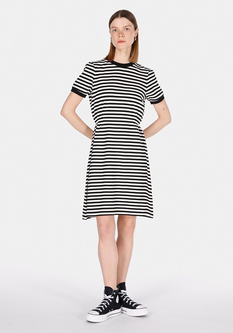 Regular Fit Çizgili Kadın Siyah Kısa Kol Elbise