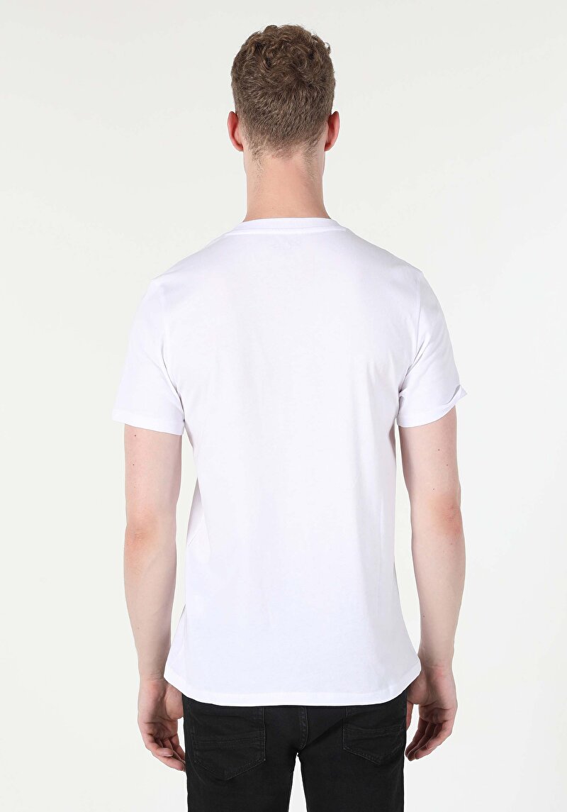 Regular Fit Yuvarlak Yaka Cepsiz Erkek Beyaz Kısa Kol Tişört
