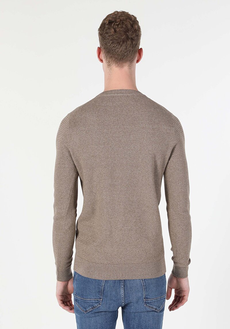 Regular Fit Pamuklu Yuvarlak Yaka Jakarlı Erkek Bej Kazak