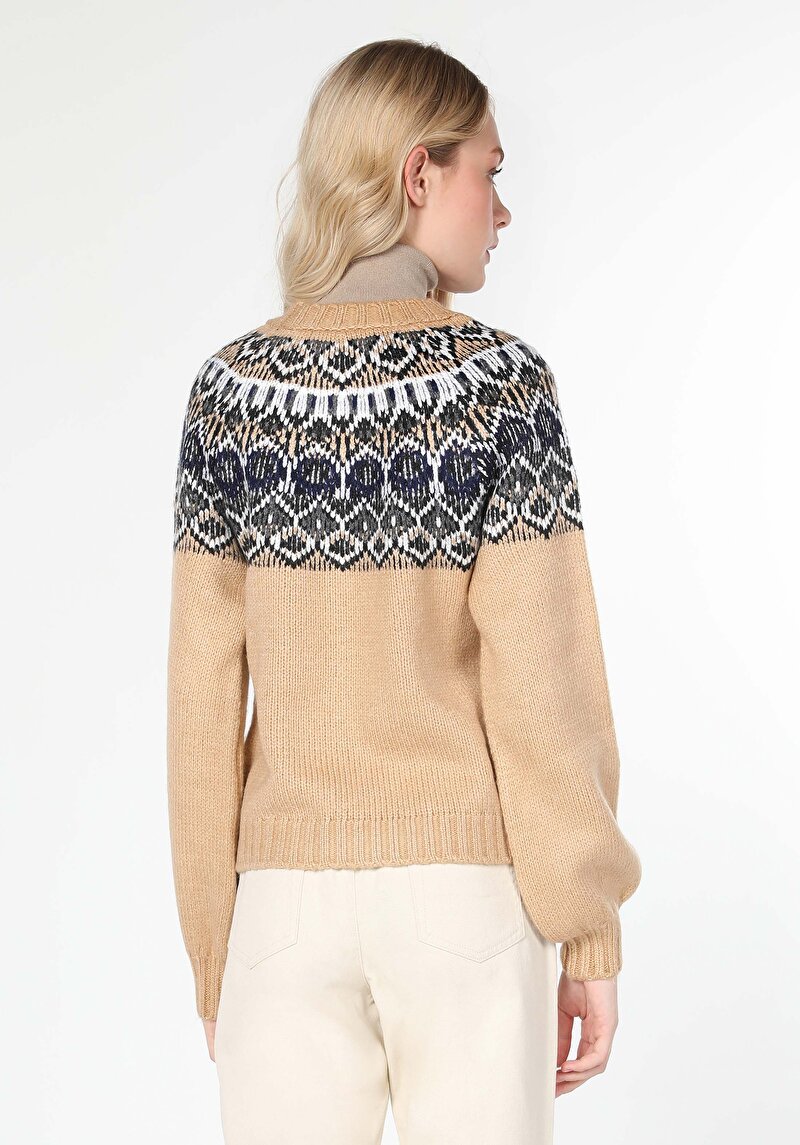 Regular Fit Yuvarlak Yaka Etnik Kadın Bej Kazak