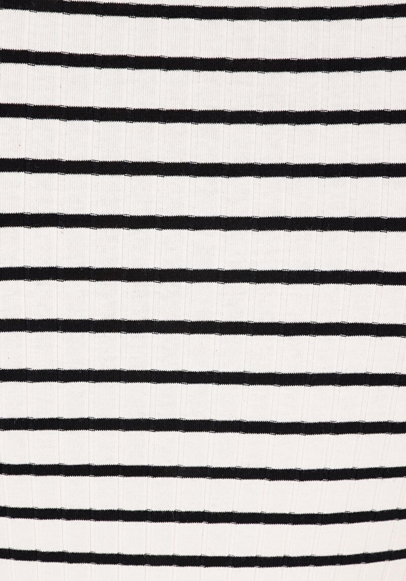 Slim Fit Kayık Yaka  Kadın Beyaz Uzun Kol Tişört