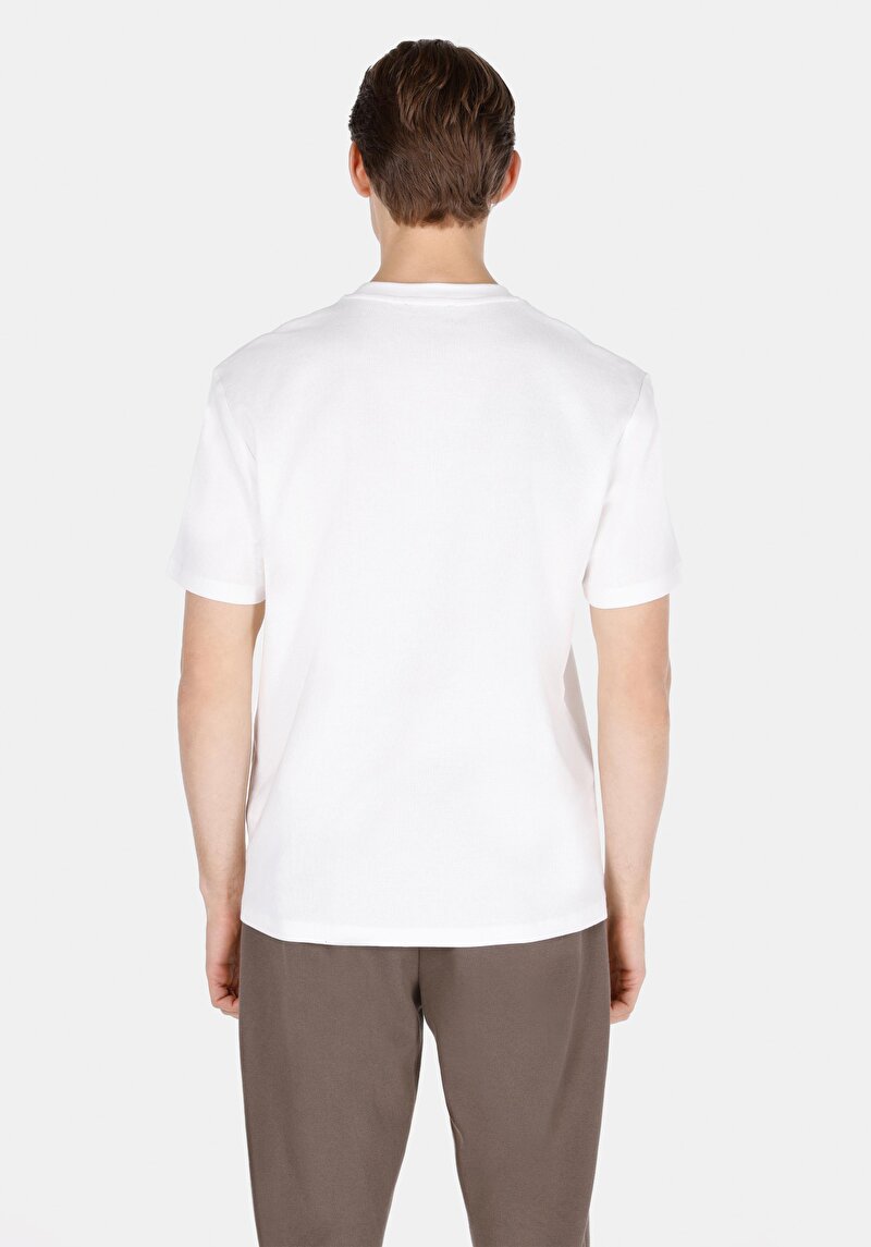 Comfort Fit Yuvarlak Yaka Jakarlı Erkek Beyaz Kısa Kol Tişört