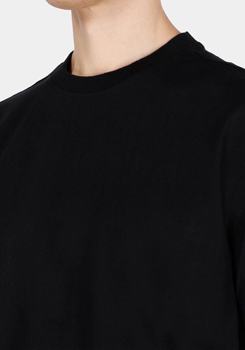 Comfort Fit Yuvarlak Yaka Düz Erkek Siyah Kısa Kol Tişört