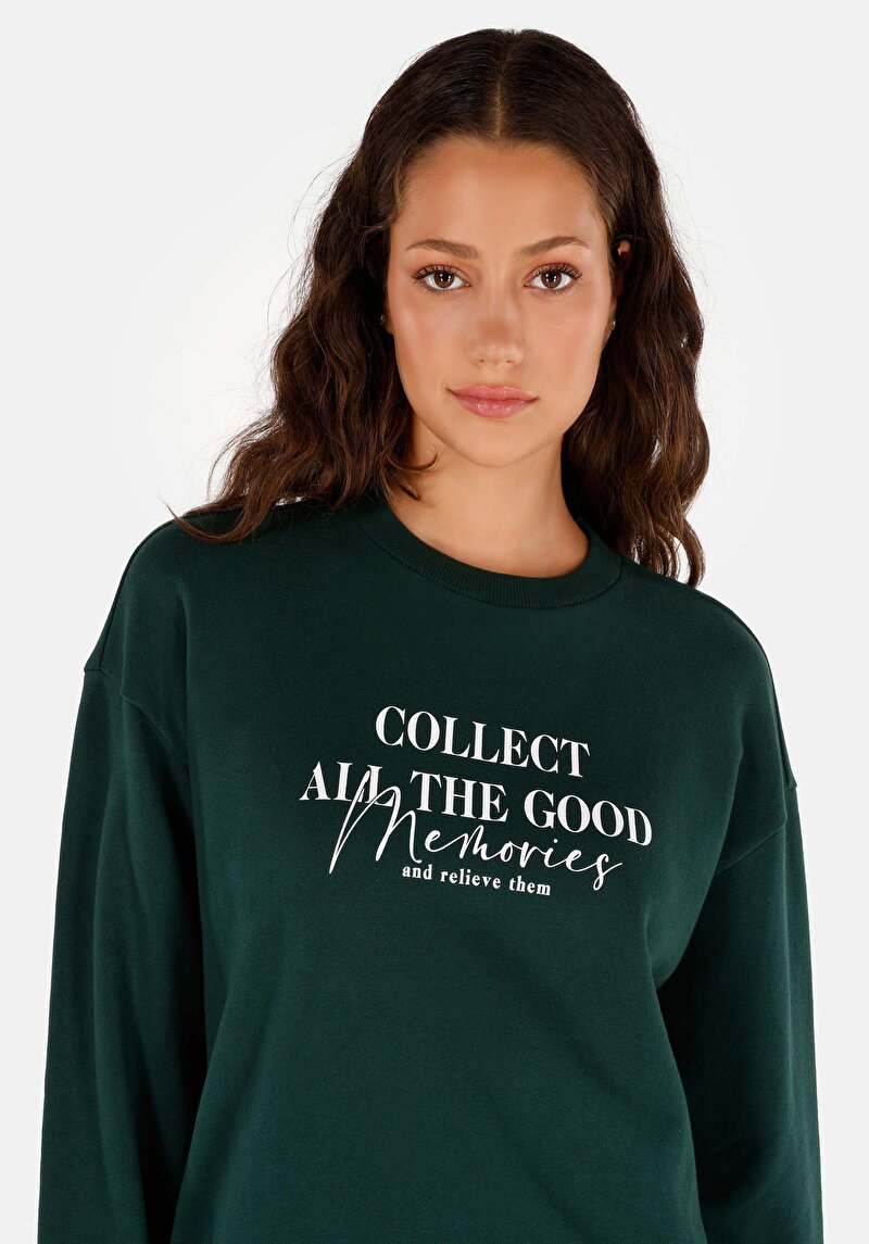 Regular Fit Yuvarlak Yaka Baskılı Kadın Yeşil Sweatshirt