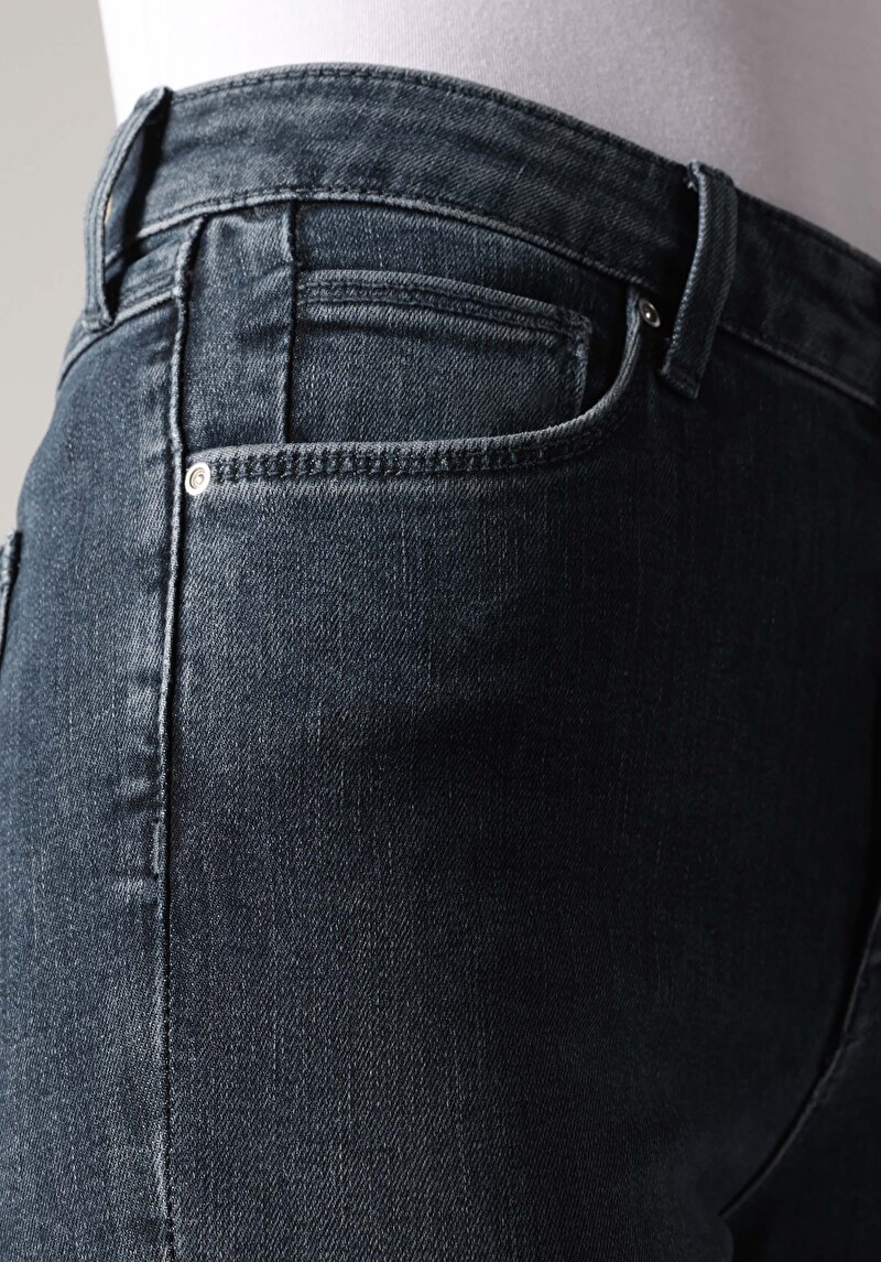 Skinny Fit Orta Bel Dar Paça Kadın Koyu İndigo Jean Pantolon