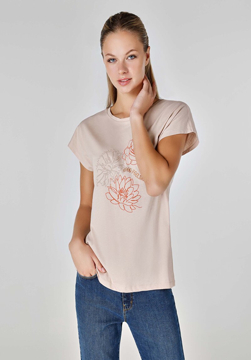 Regular Fit Yuvarlak Yaka  Kadın Bej Kısa Kol Tişört Cl1063241