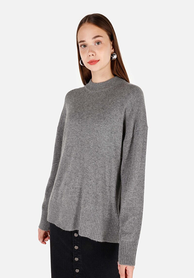 Regular Fit Yuvarlak Yaka Kadın Gri Kazak