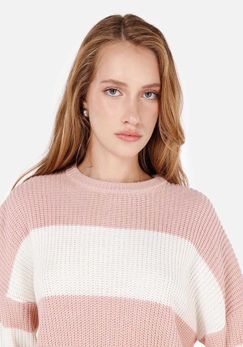 Regular Fit Yuvarlak Yaka Kadın Pembe Kazak