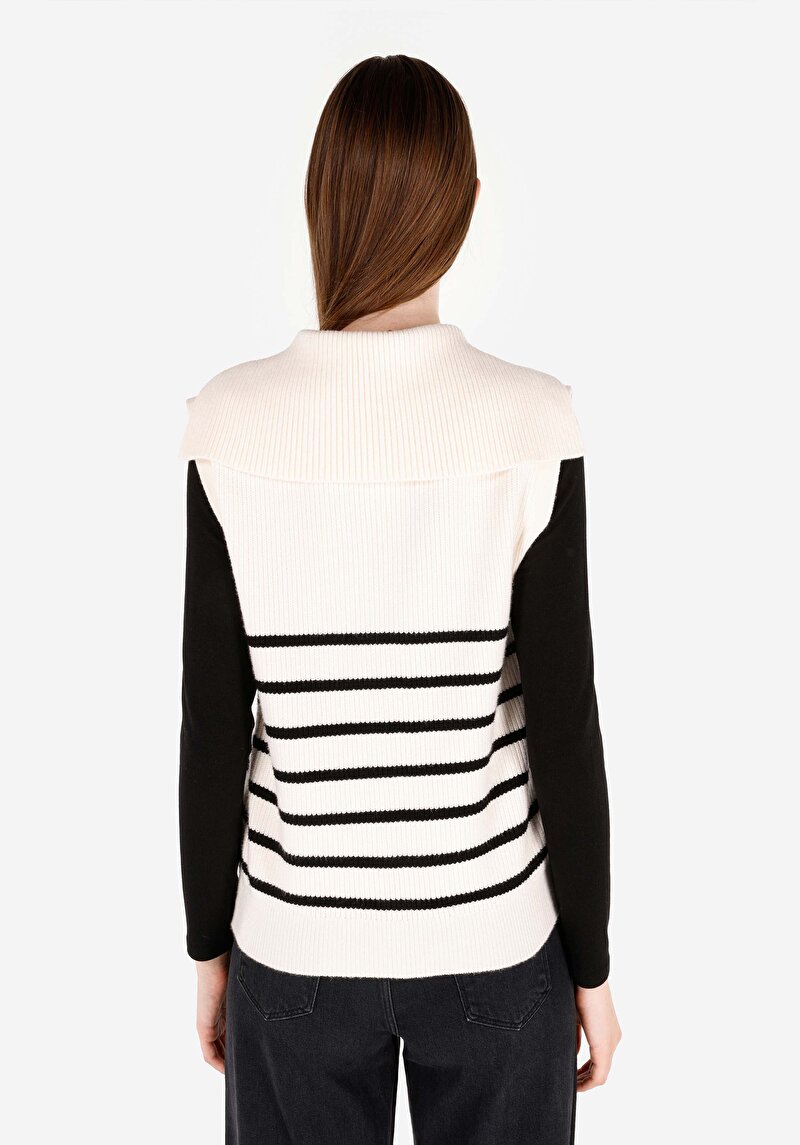 Regular Fit Kapüşonlu Kadın Ekru Kazak