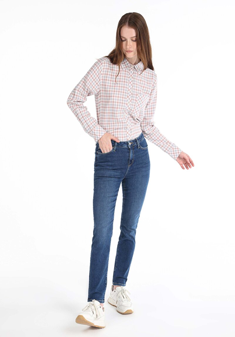 Slim Fit Orta Bel Düz Paça Kadın Lacivert Jean Pantolon